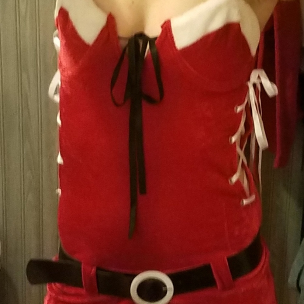 Mrs. Clauses sexy outfit